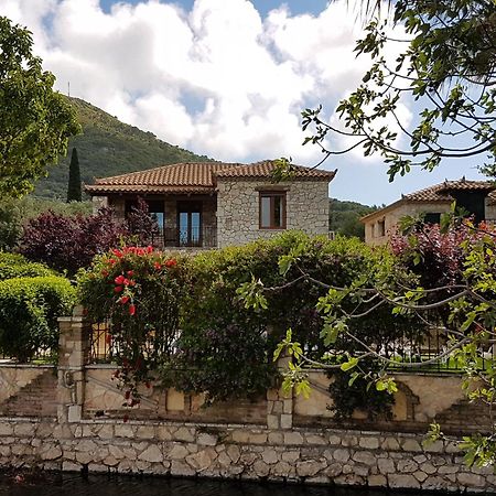 Castello Bellos Villas & Apartments Keri Exteriör bild